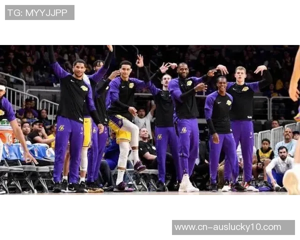 坎布尔迎战阿贾青年力争主场胜利展现球队实力与斗志