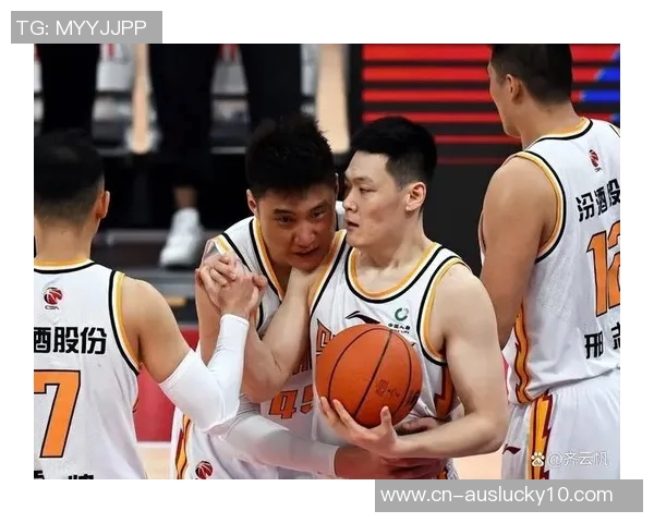 广东与山西的篮球对决精彩纷呈谁能在赛场上笑到最后 广东与山西的篮球对决精彩纷呈谁能在赛场上笑到最后